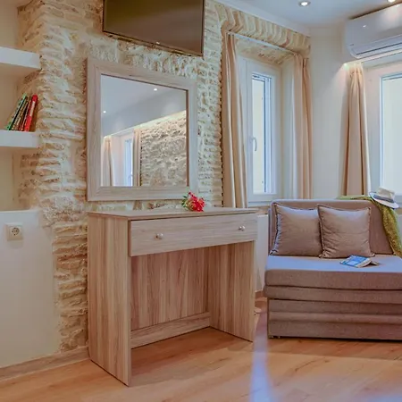 Effie's Old Town Daire *